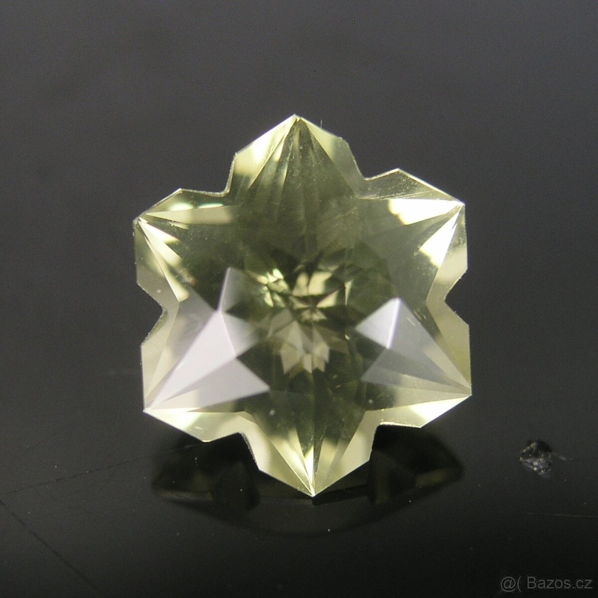 Křemen-2,95 ct-vločka - 3