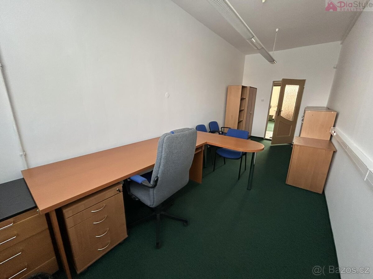 Pronájem kanceláře Valašské Meziříčí - 3