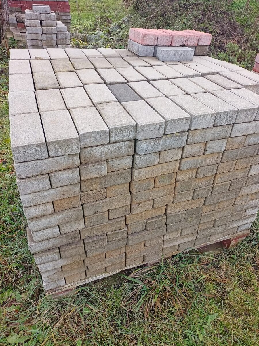 Prodám zámkovou dlažbu - 3