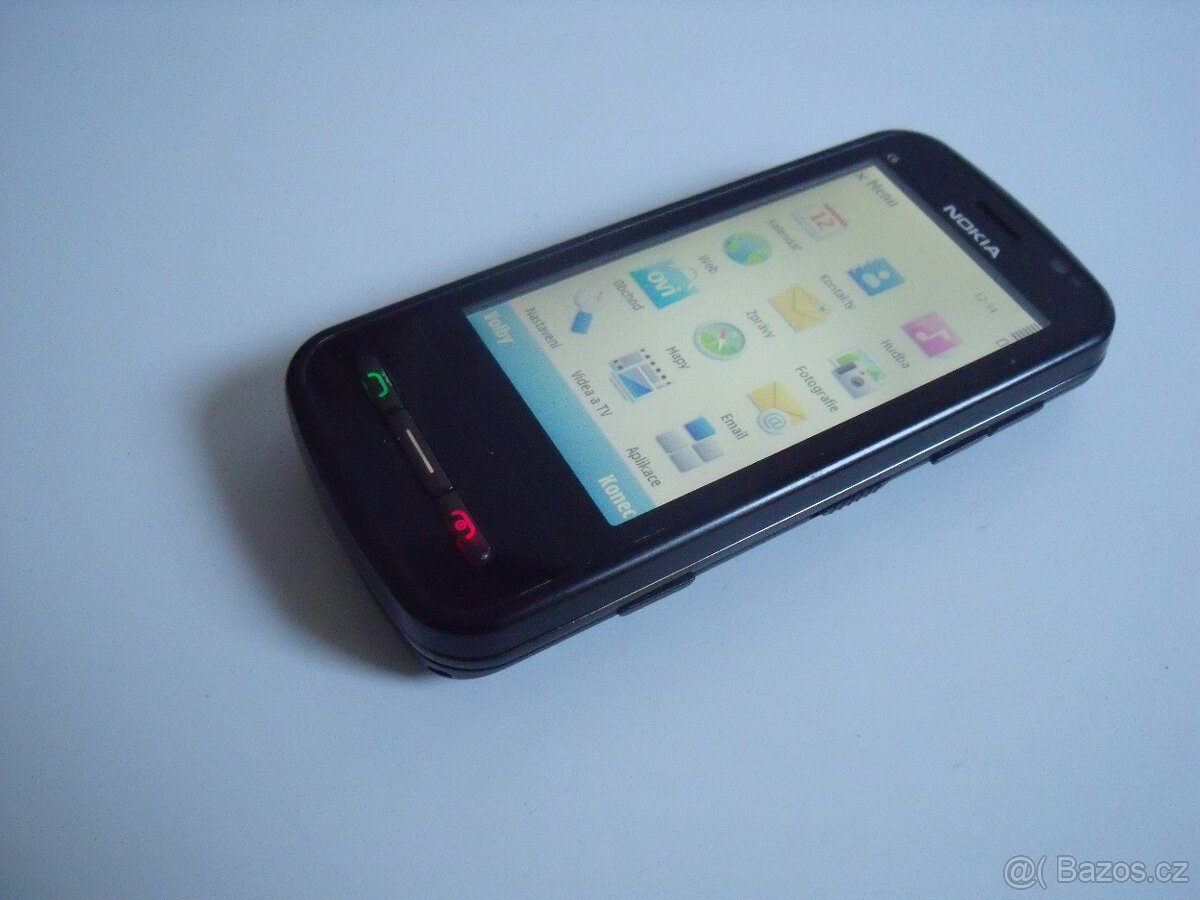 NOKIA C6 + nabíječka - 3