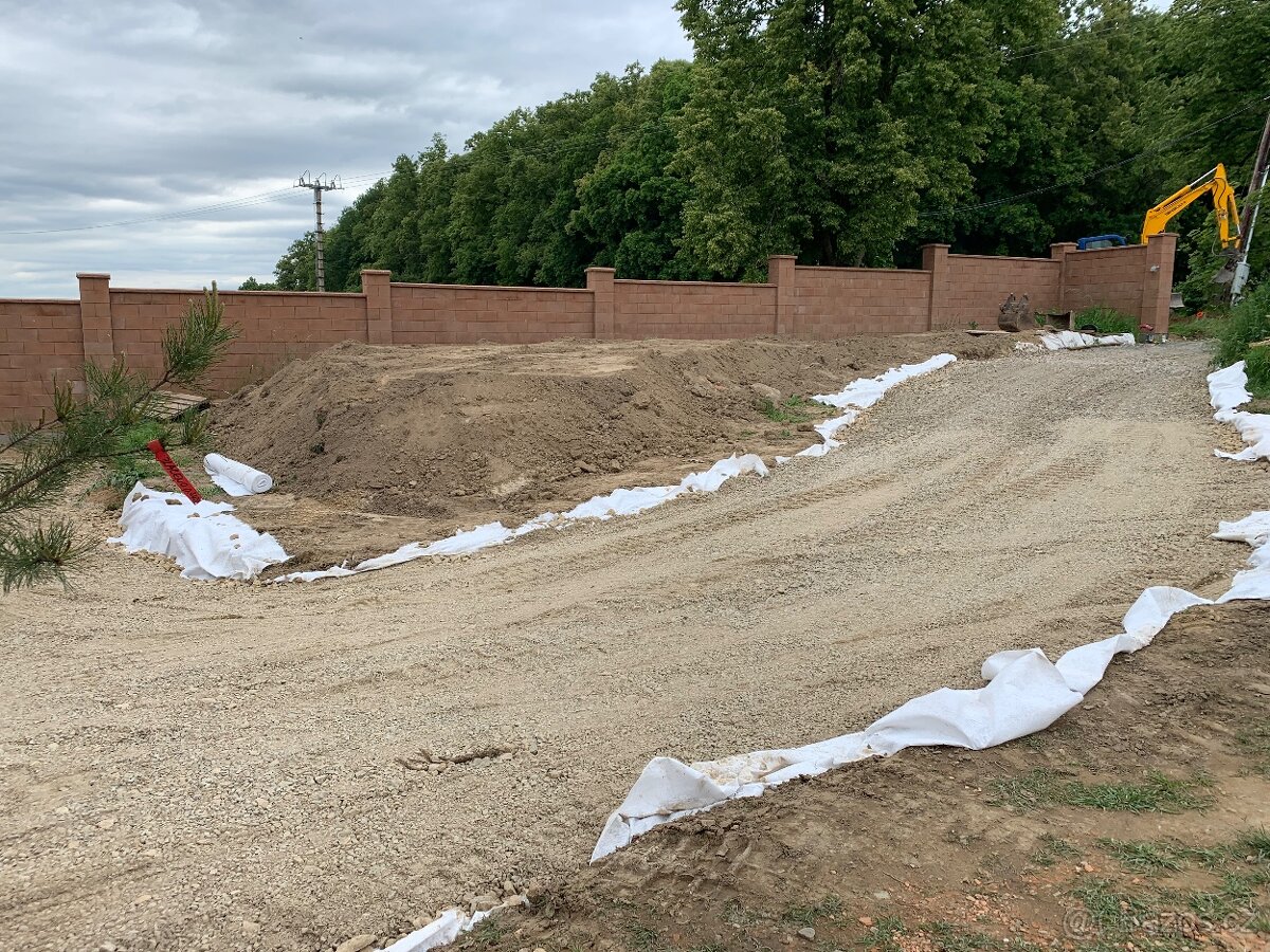 Zemní práce zahrady Praha Benešov Tábor - výkopové práce - 3