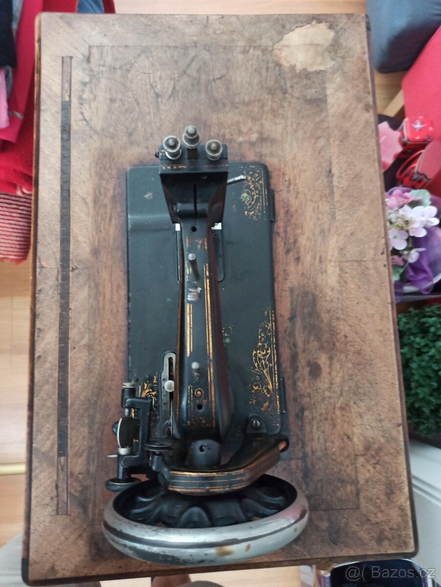 PRODÁM ŠICÍ STROJ - 3