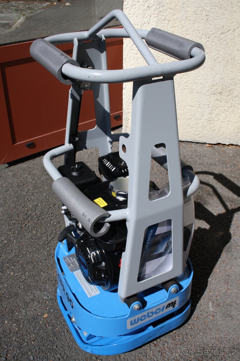 Vibrační deska PROFI WEBER MT CFR90 Honda - 3