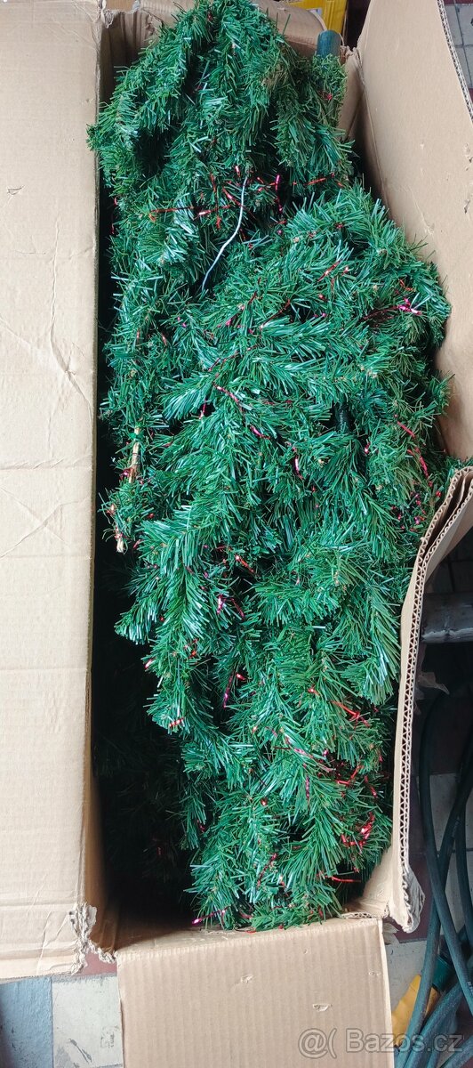 Umělý vánoční stromek 210cm - 3