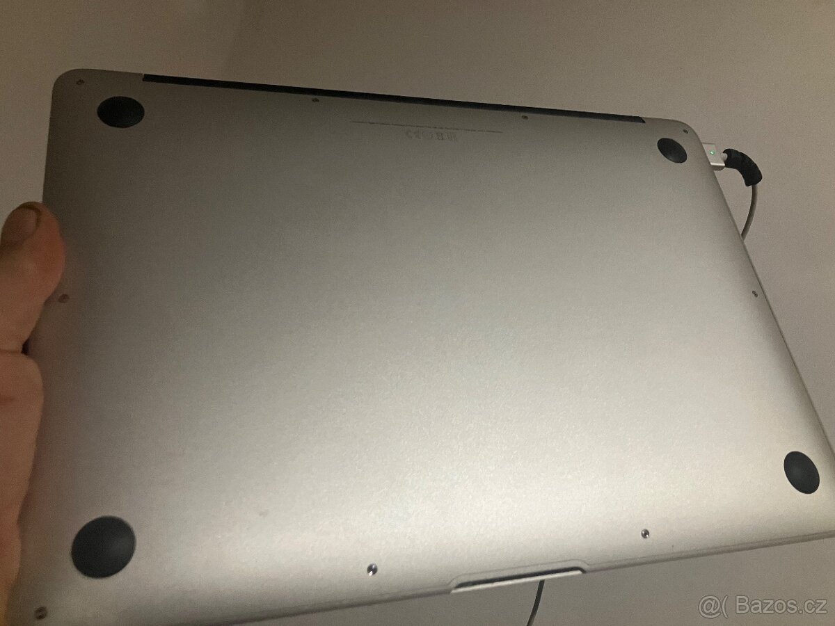 Macbook Air 13,6” - 3