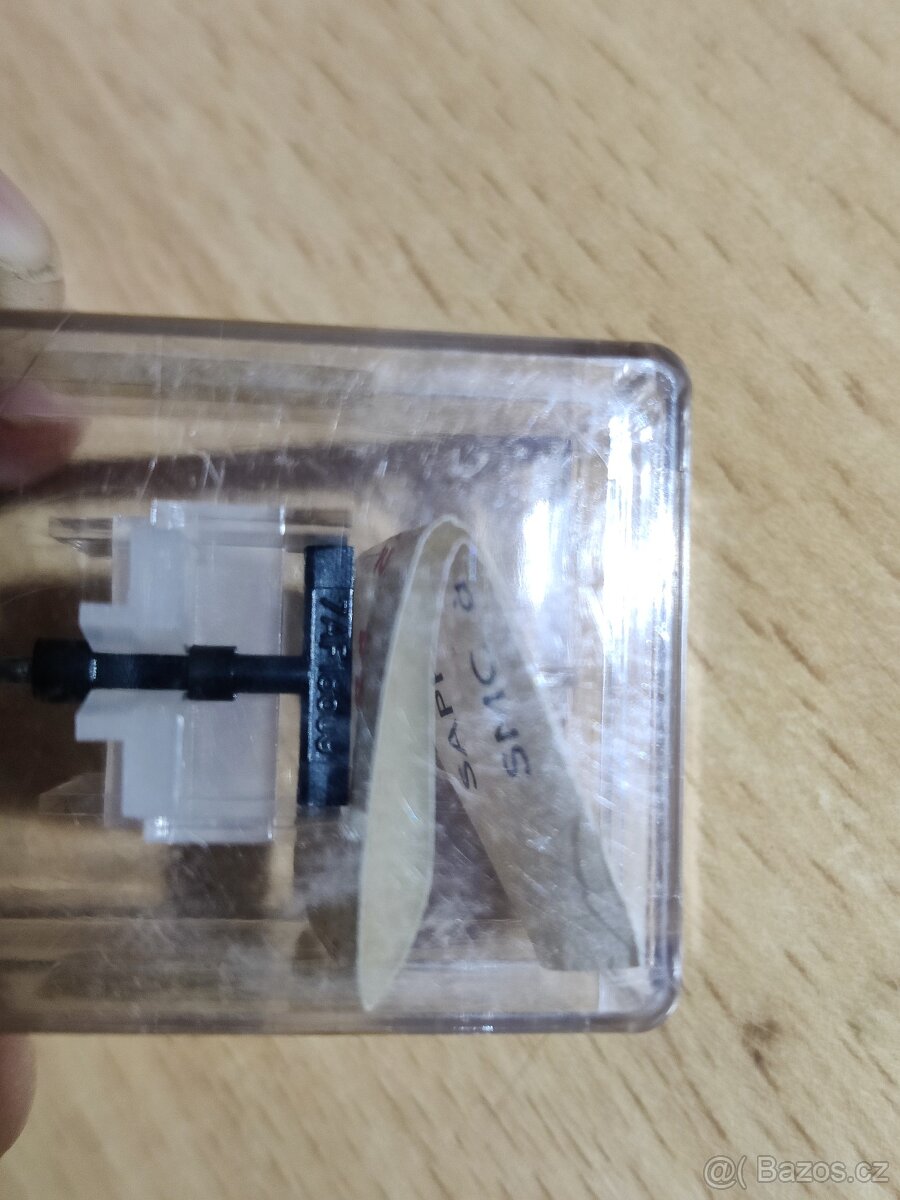 Prodám gramofonovou chvějku s jehlou 7AF18509 - 3