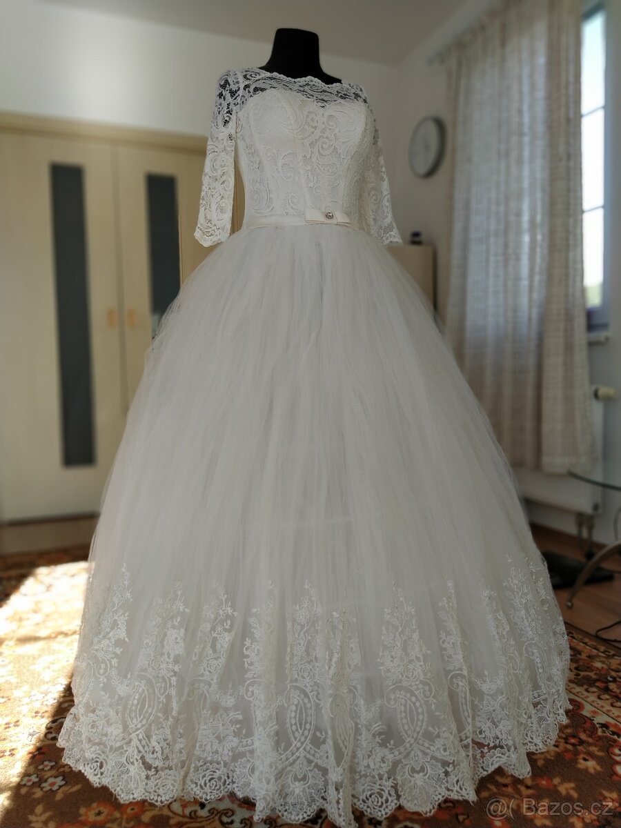 Svatební šaty 36-40 M,L - 3