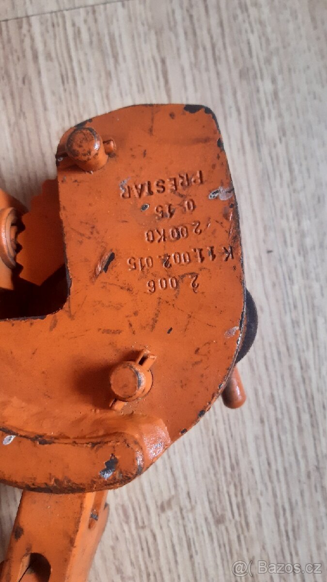 Sverky na plechy. - 3