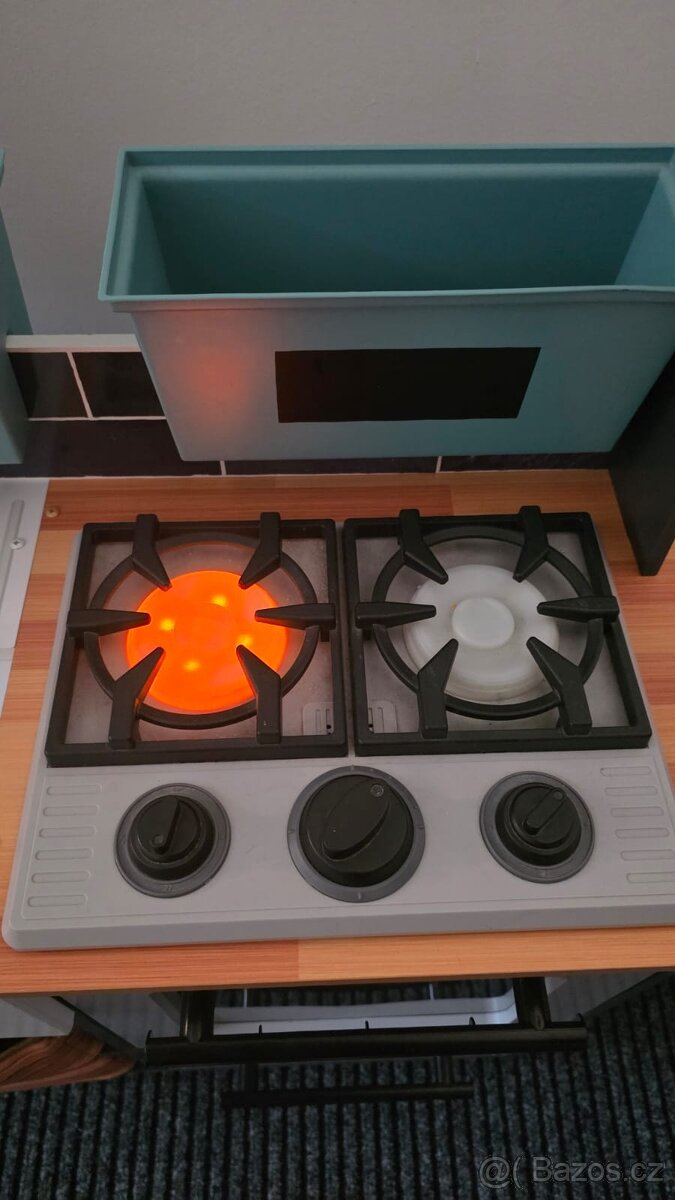 Dětská dřevěná kuchyňka s výbavou - 3