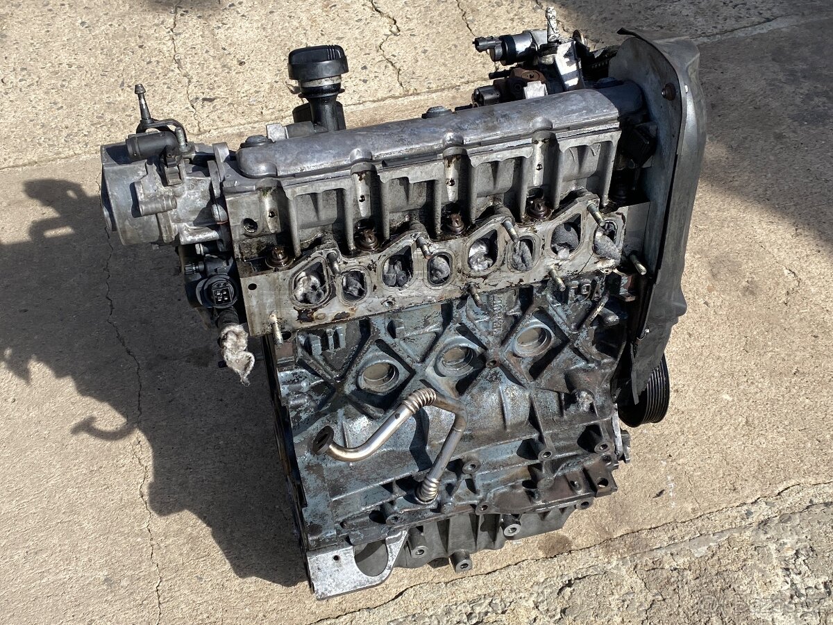 Motor Nissan / Renault F9A 1.9dCi - 3
