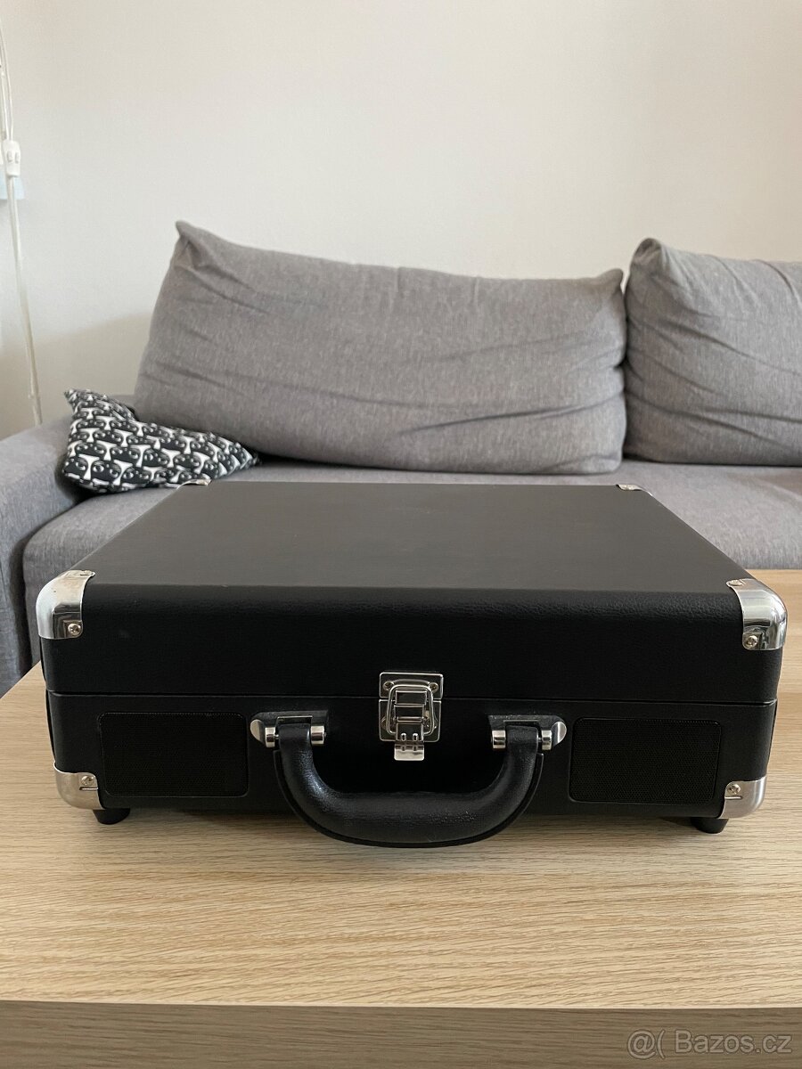 Kufříkový gramofon značky Dual - 3