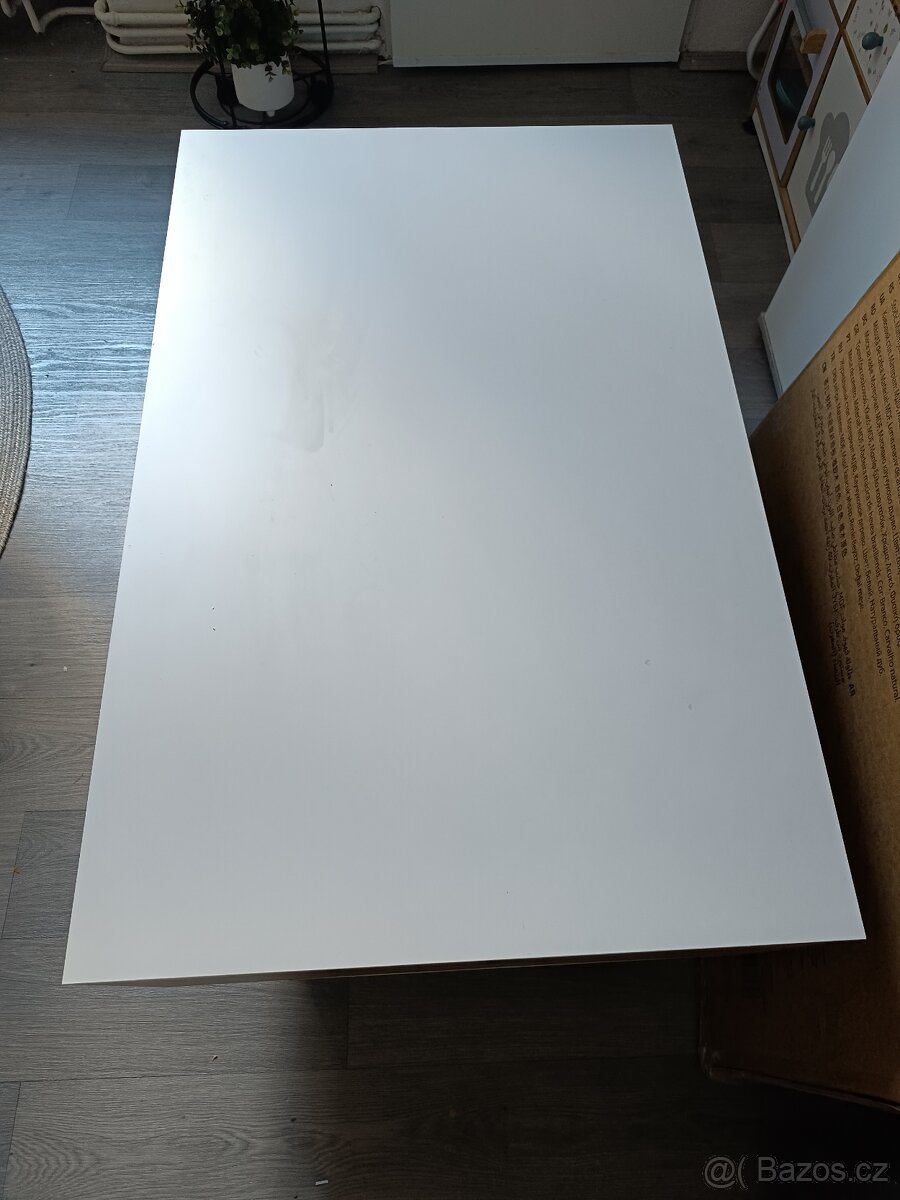 Konferenční stolek - 3