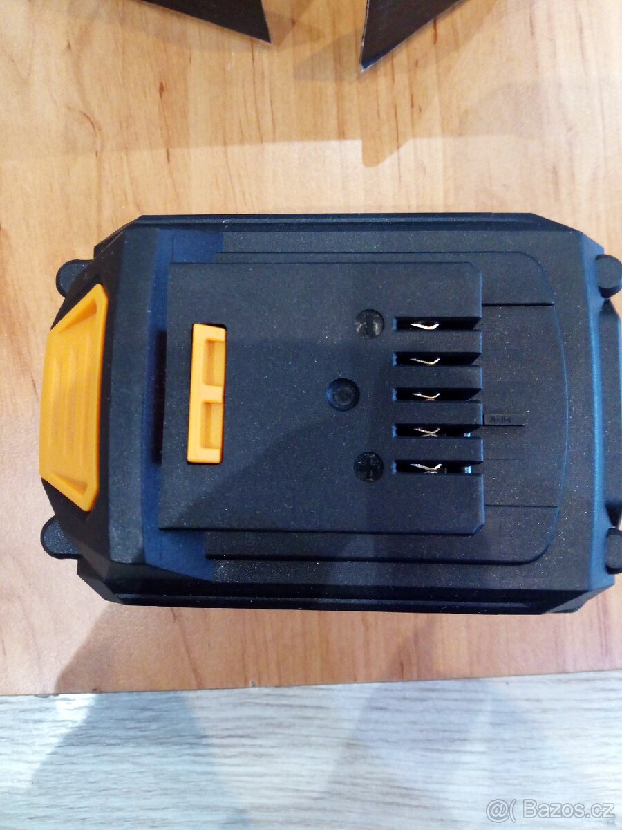 Akumulátor Batavia Maxpack 18V 4Ah - 3