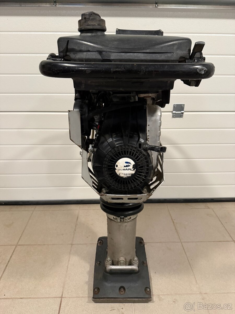 Vibrační pěch Weber SRV 70 - 3