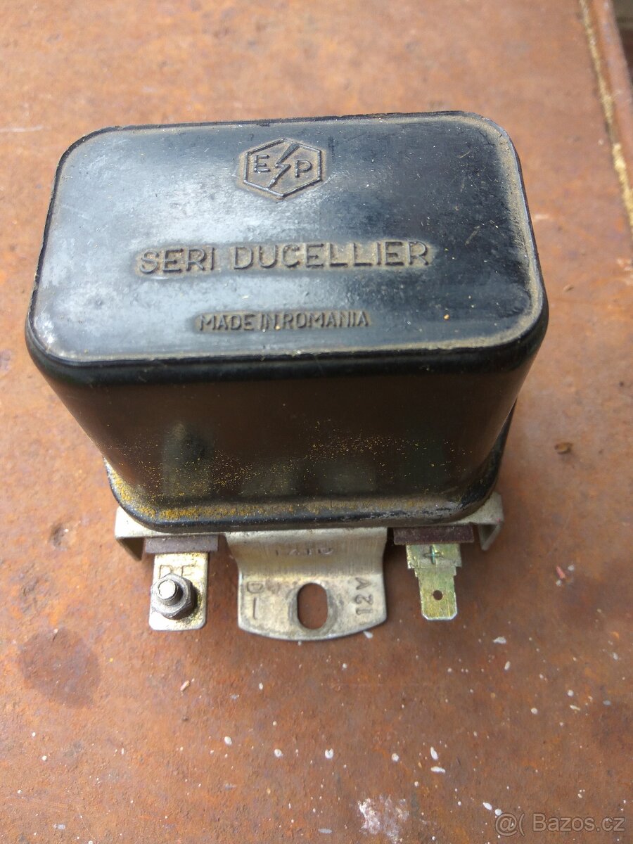 Regulátor dobíjení - 3