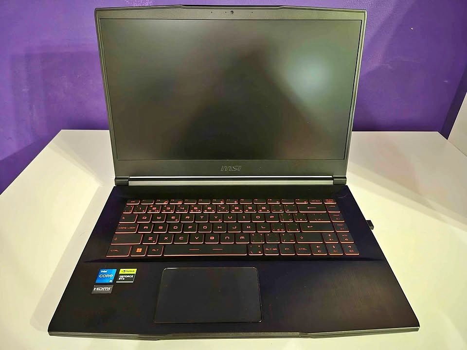 Herní MSI Thin GF63 RTX 4050 Super stav - 3