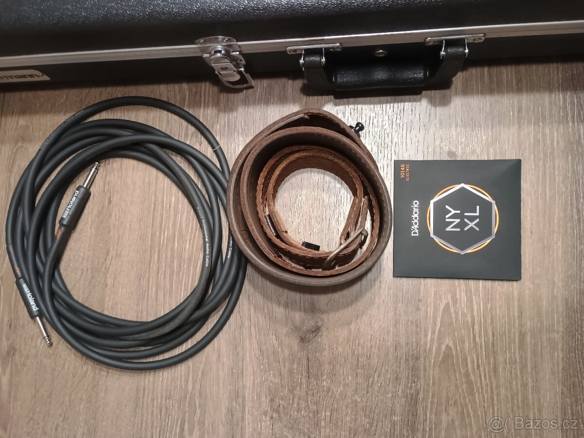 Prodám kytarový set Fender - 3