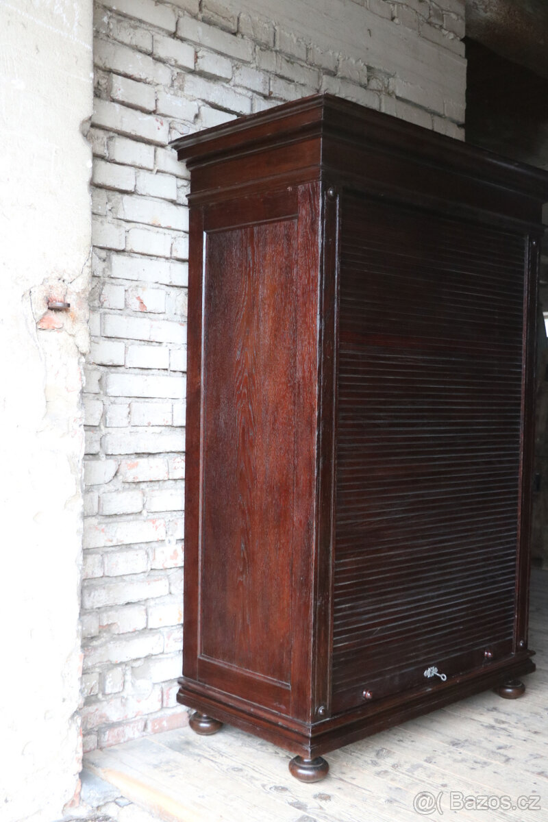 Registrační skříň / registratura / roletová skříň - 3