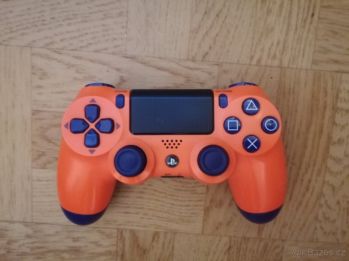 PS4 1TB + 2 ovladače + 6 her – TOP STAV - 3