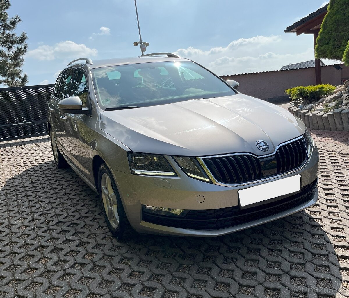 Škoda Octavia 3 Kombi 1.6 TDI , Facelift , Full LED - 3