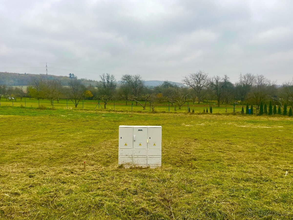 Stavební pozemek - 3