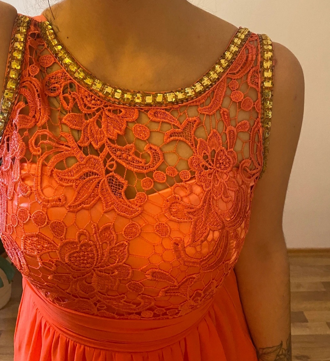 Krásné plesové šaty velikost S - 3