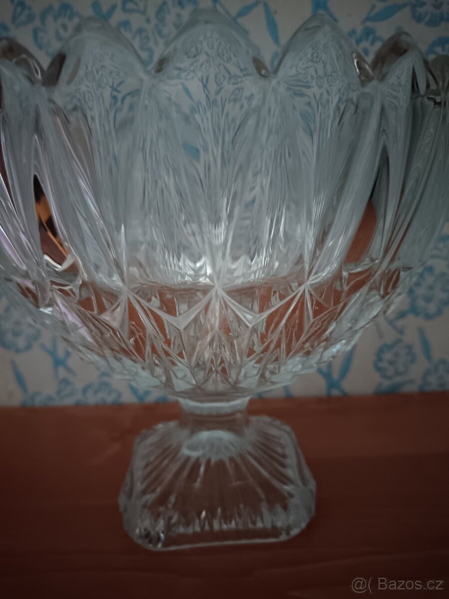 Skleněná broušená mísa na ovoce - 3