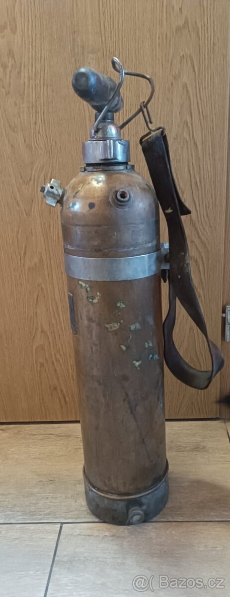 Starožitný mosazný postřikovač - 3