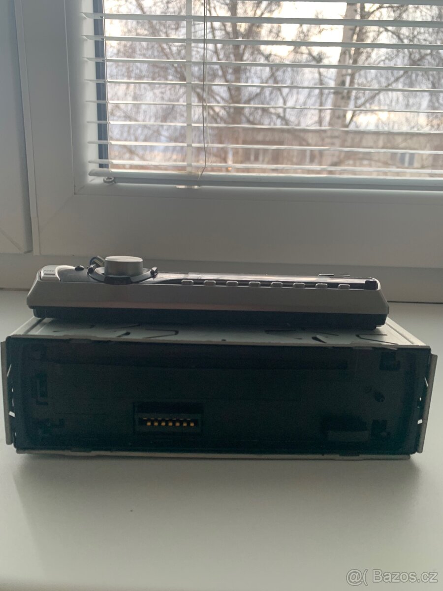 Pioneer DEH-2900MP - 3