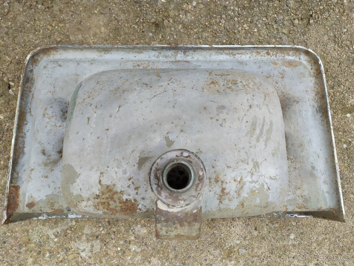 Litinová umývadla - 3