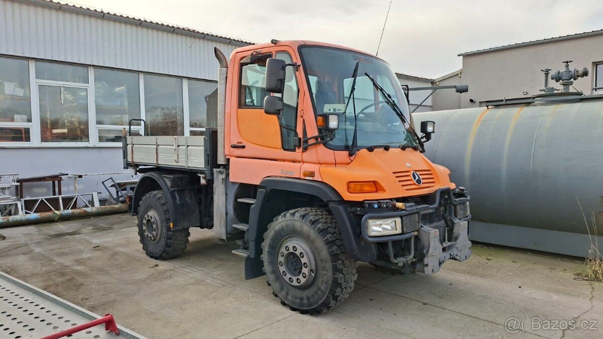 MB UNIMOG U400 4X4 - 3