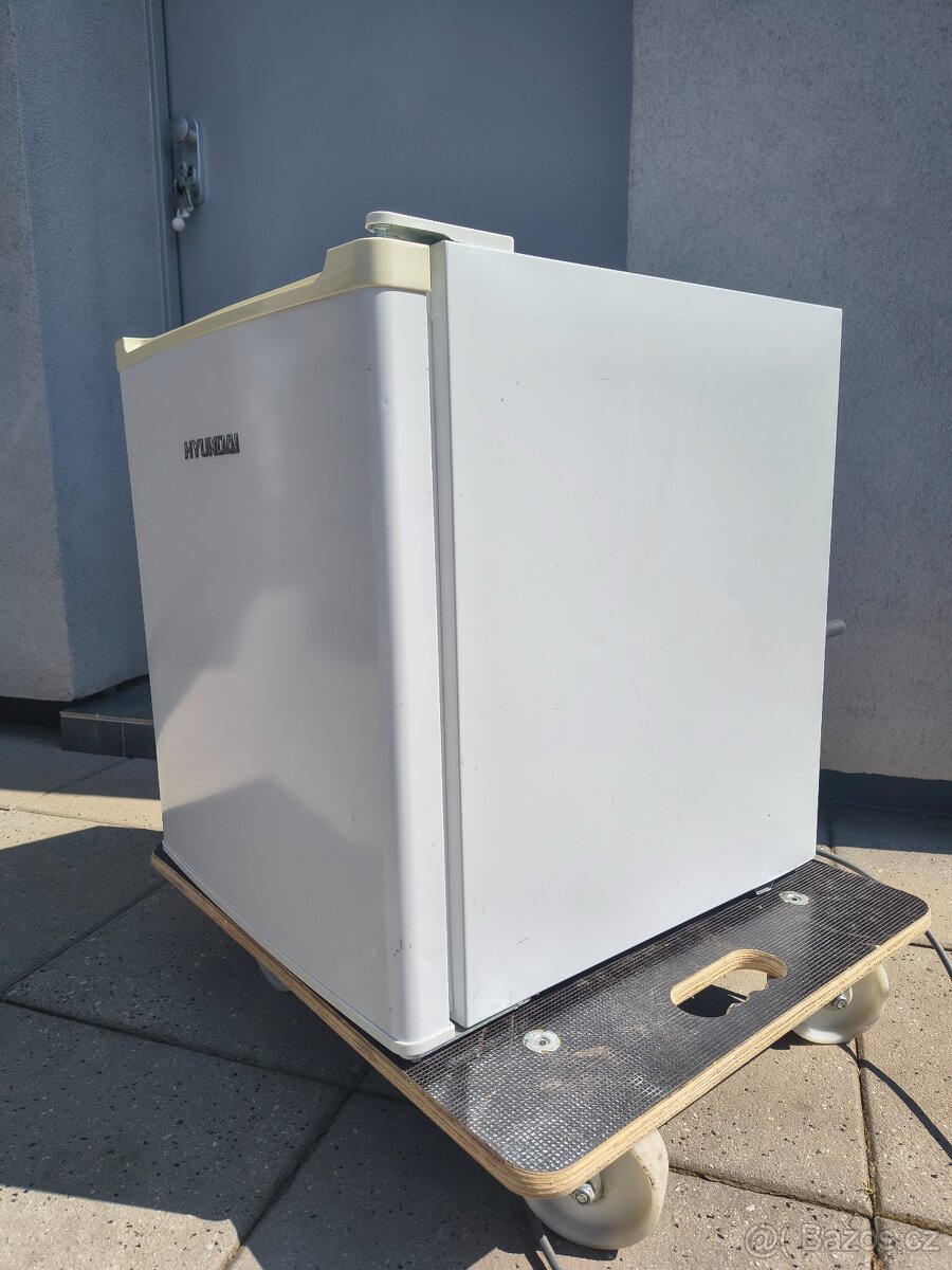 Mrazák Hyundai 34l - 3
