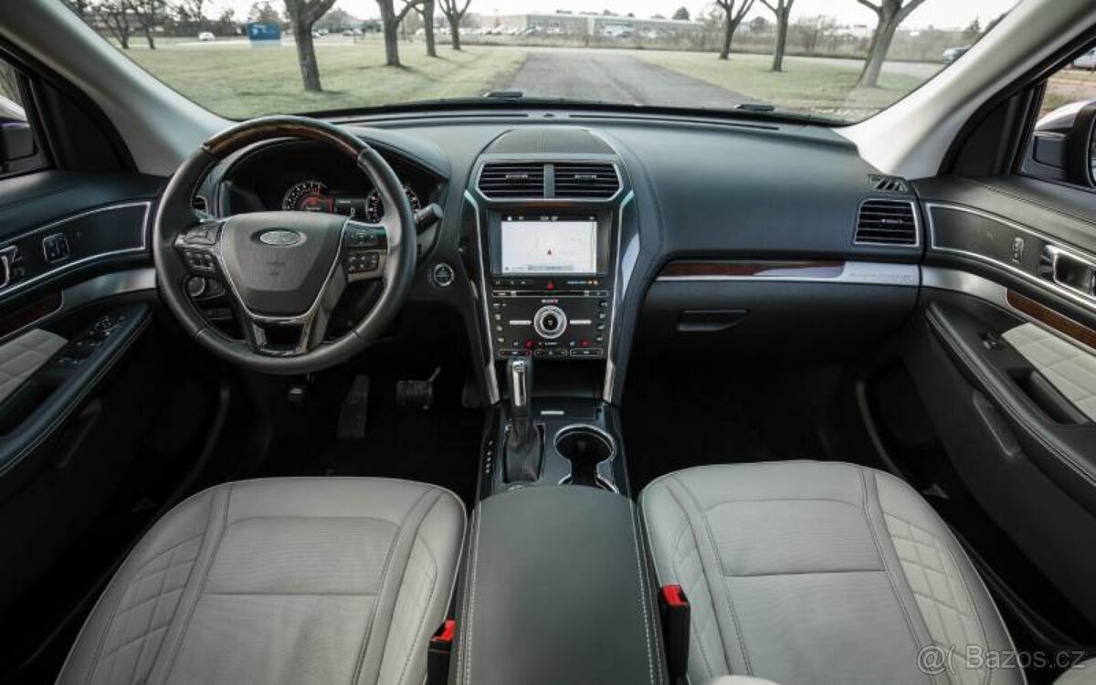 FORD EXPLORER 3.5 EcoBoost V6 4WD AT Platinum - 3