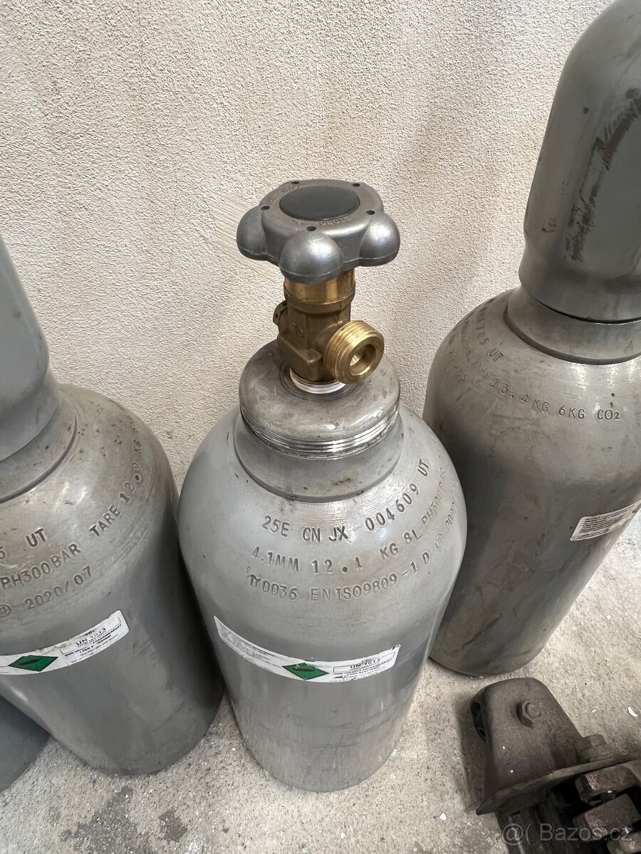 Lahev co2 - 3