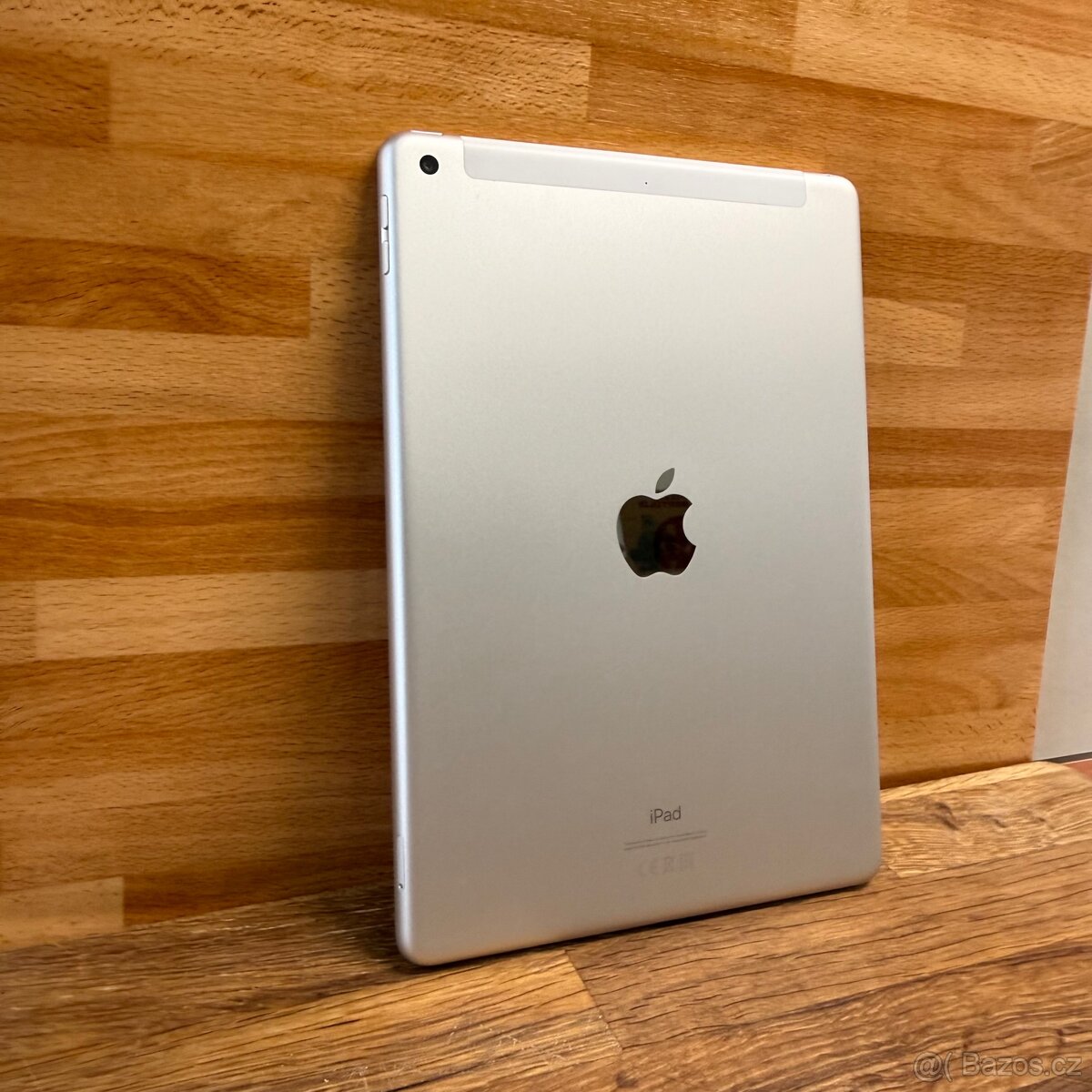 iPad 8 Cellular 128GB, bílý (12 měsíců záruka) - 3