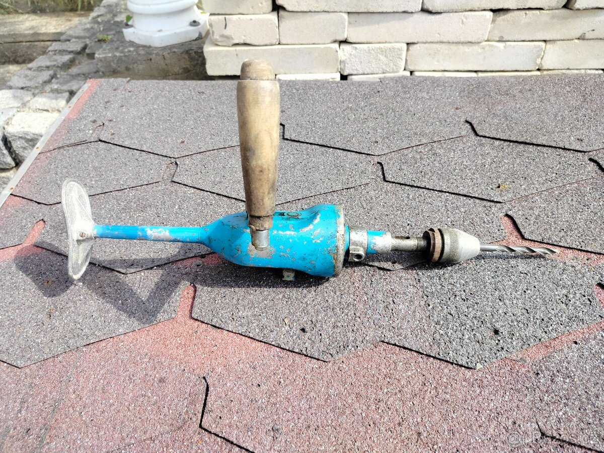 Ruční vrtačka retro - 3