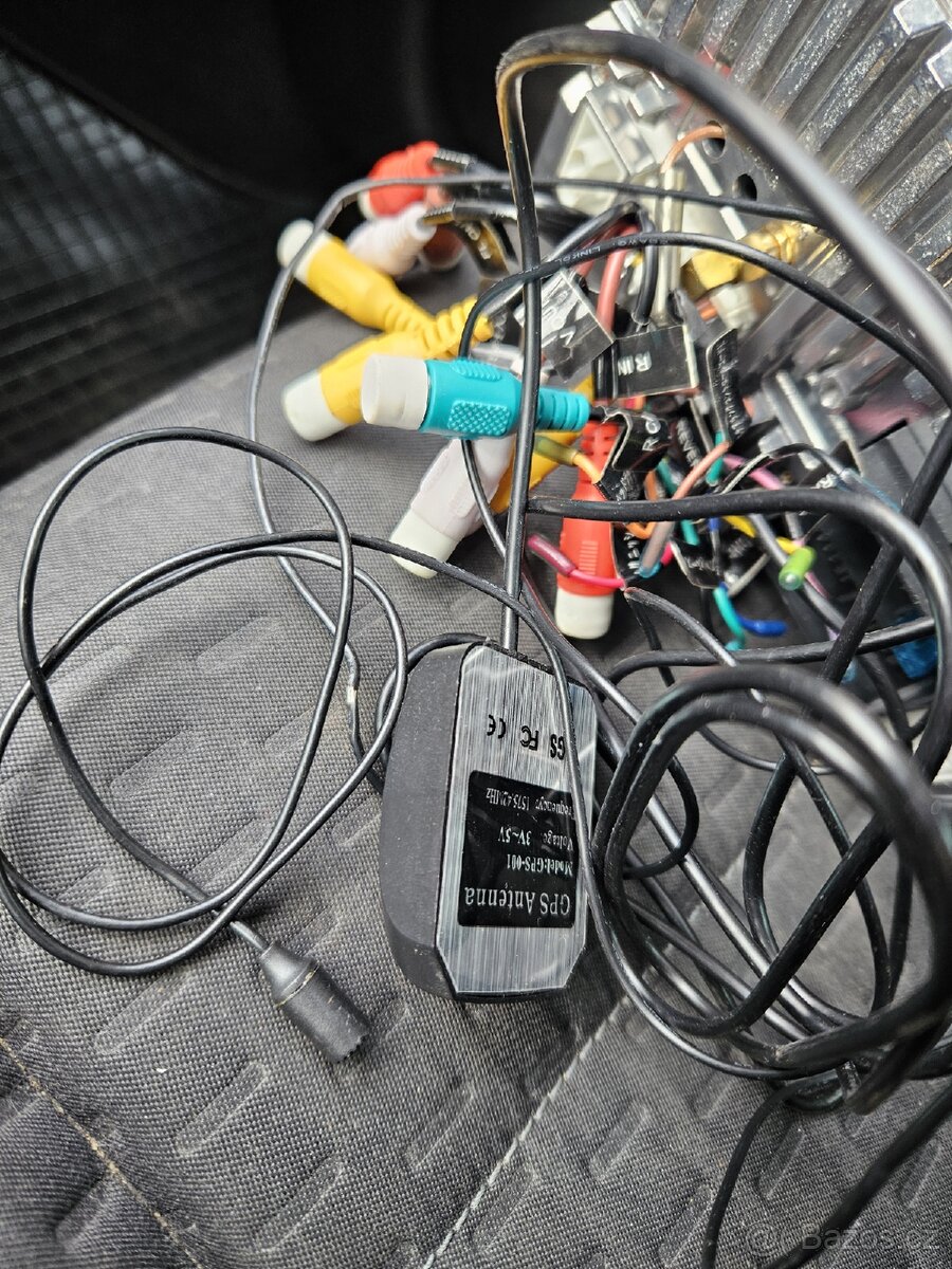 Autoradio 2 DIN - cd, gps, micro sd - 3