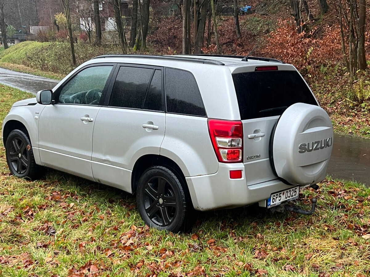SUZUKI GRAND VITARA 4x4 DDiS - 3