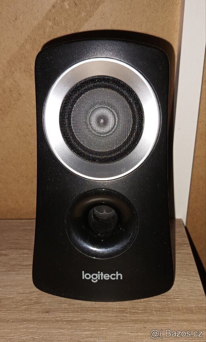 Logitech Speaker System Z313 výkon 50 W - 3