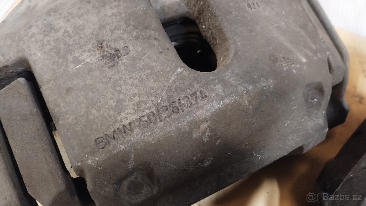 VELKÉ brzdiče pro BMW F01 F02 a F07 GT - 3