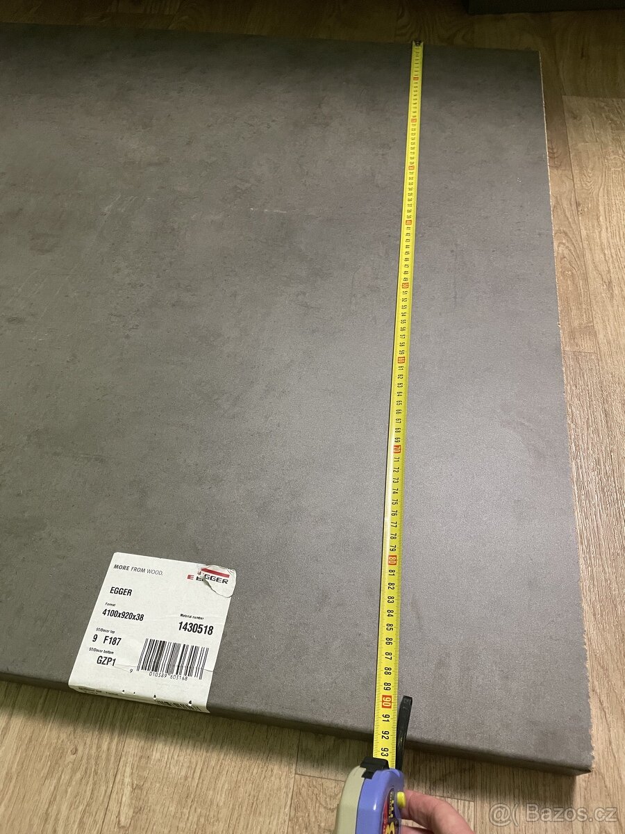 Deska Egger 85 x 92 x 3.8 cm - 3