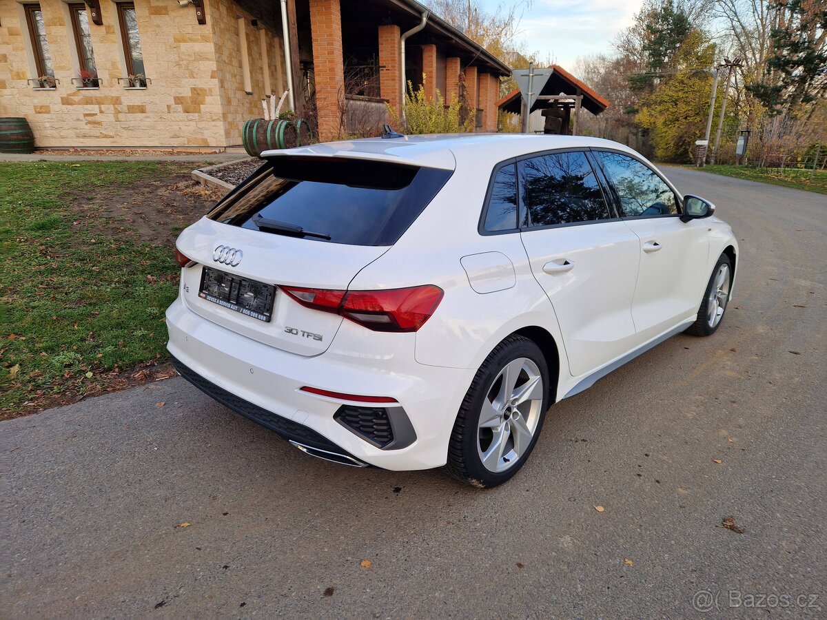 AUDI A 3 1,0 TSI 81 KW S-line DPH ZADÁNO - 3