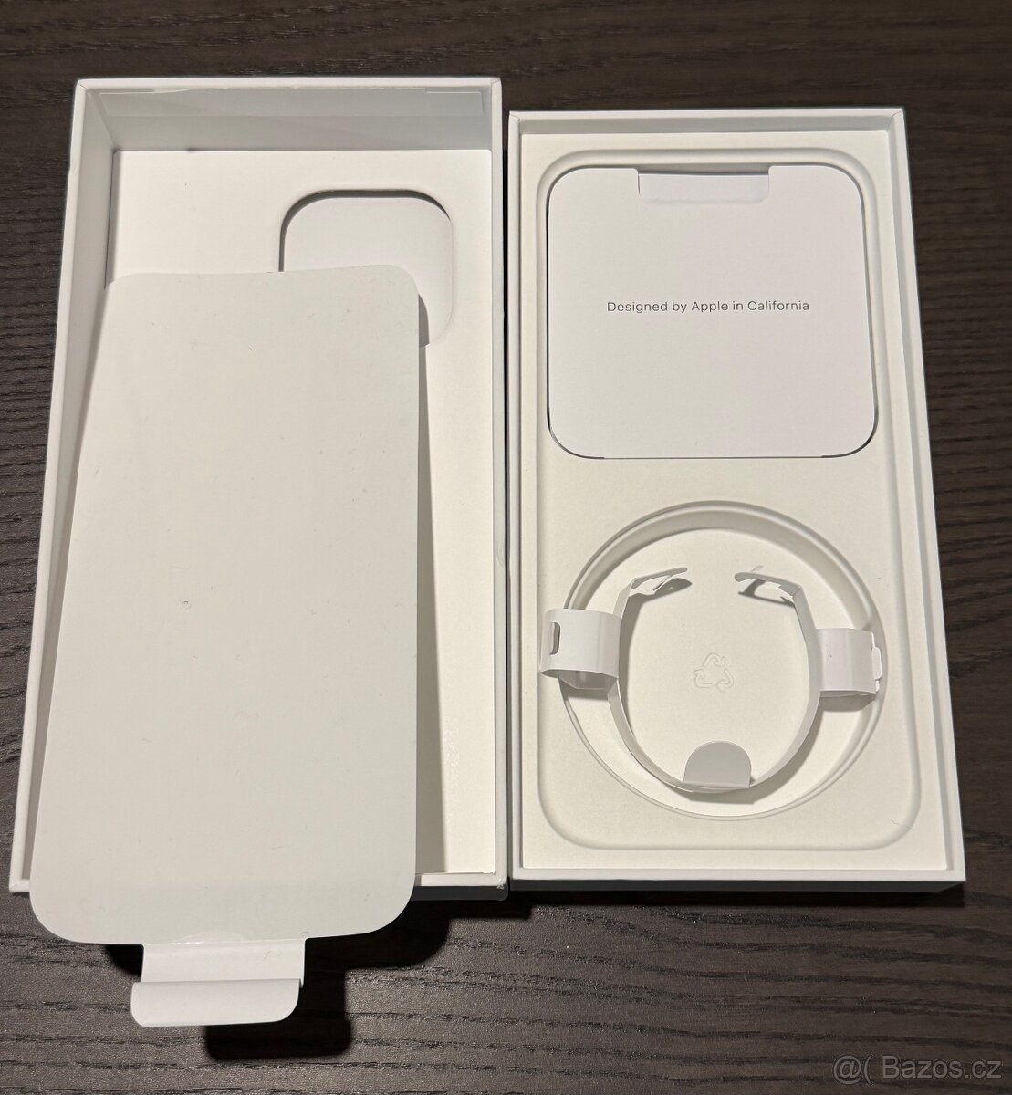 Krabička - iPhone 15 Pro Max - 3