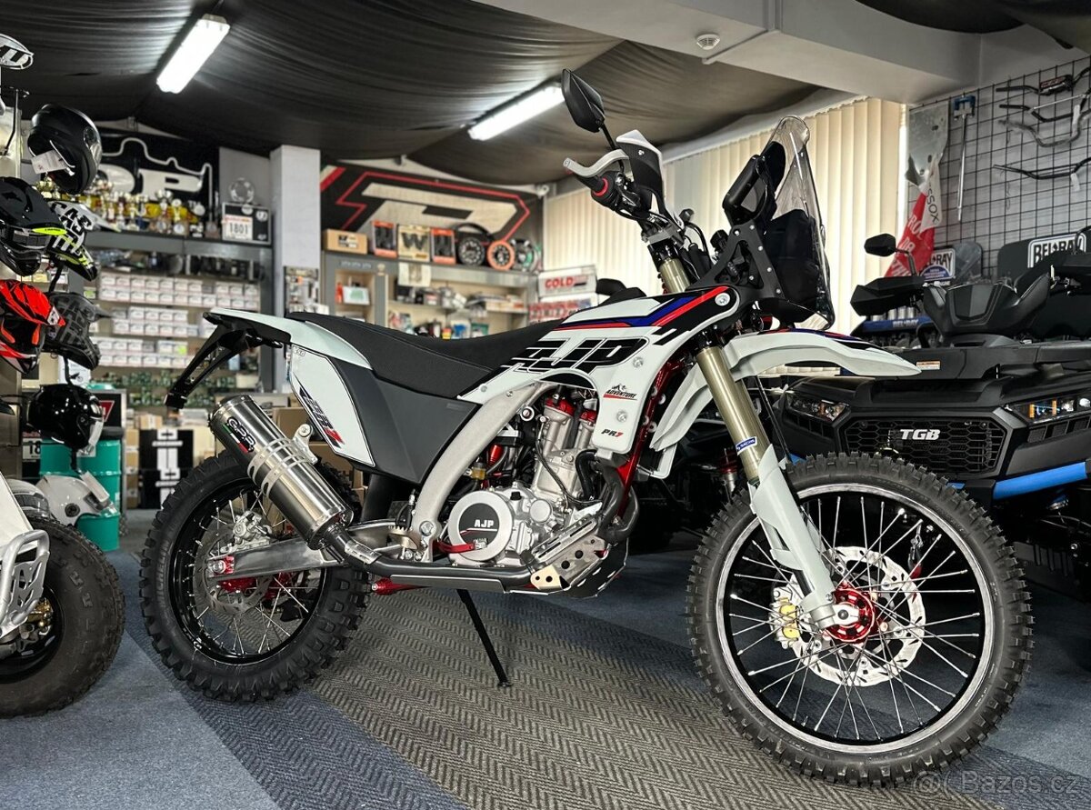 AJP PR7 650 ADVENTURE EU5+ MODEL 2025 - 3