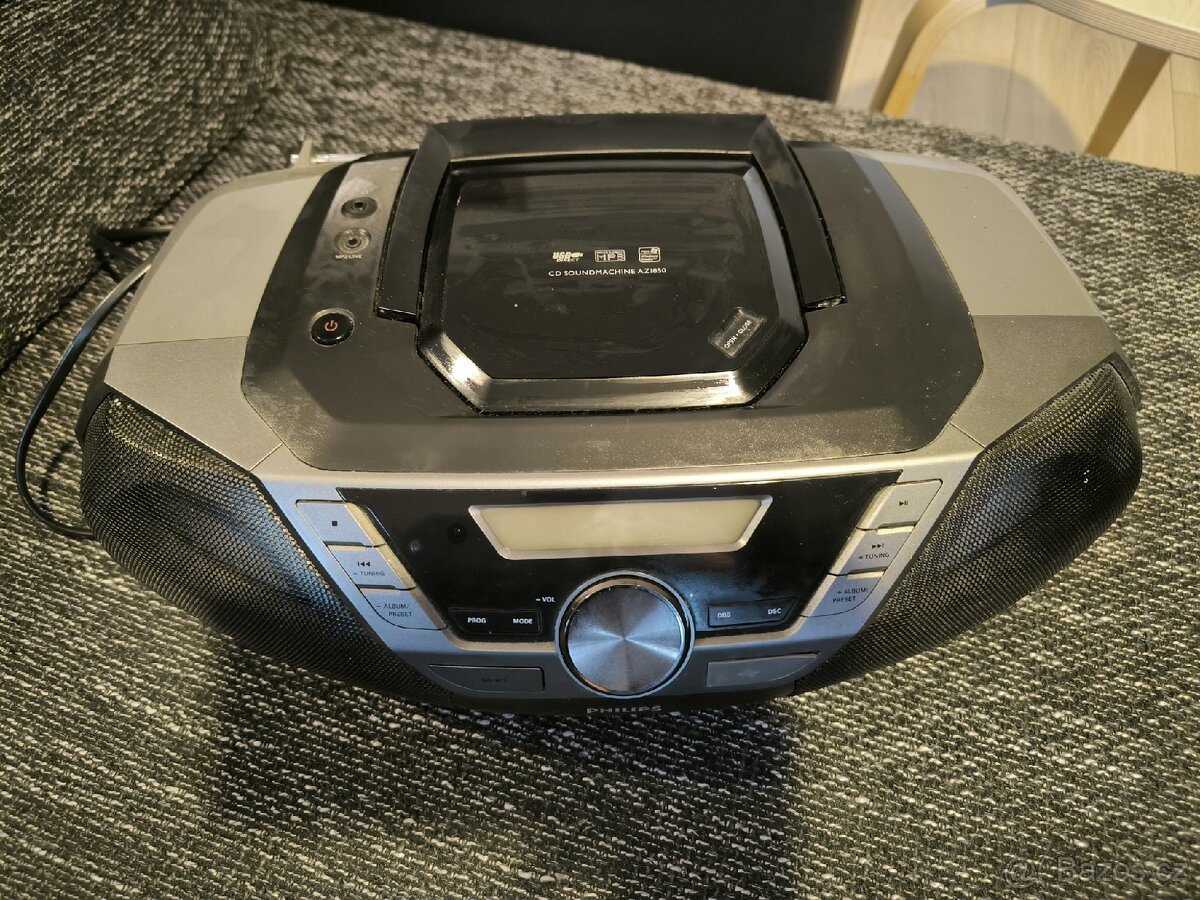 Rádio s přehrávačem Zn. Philips - 3