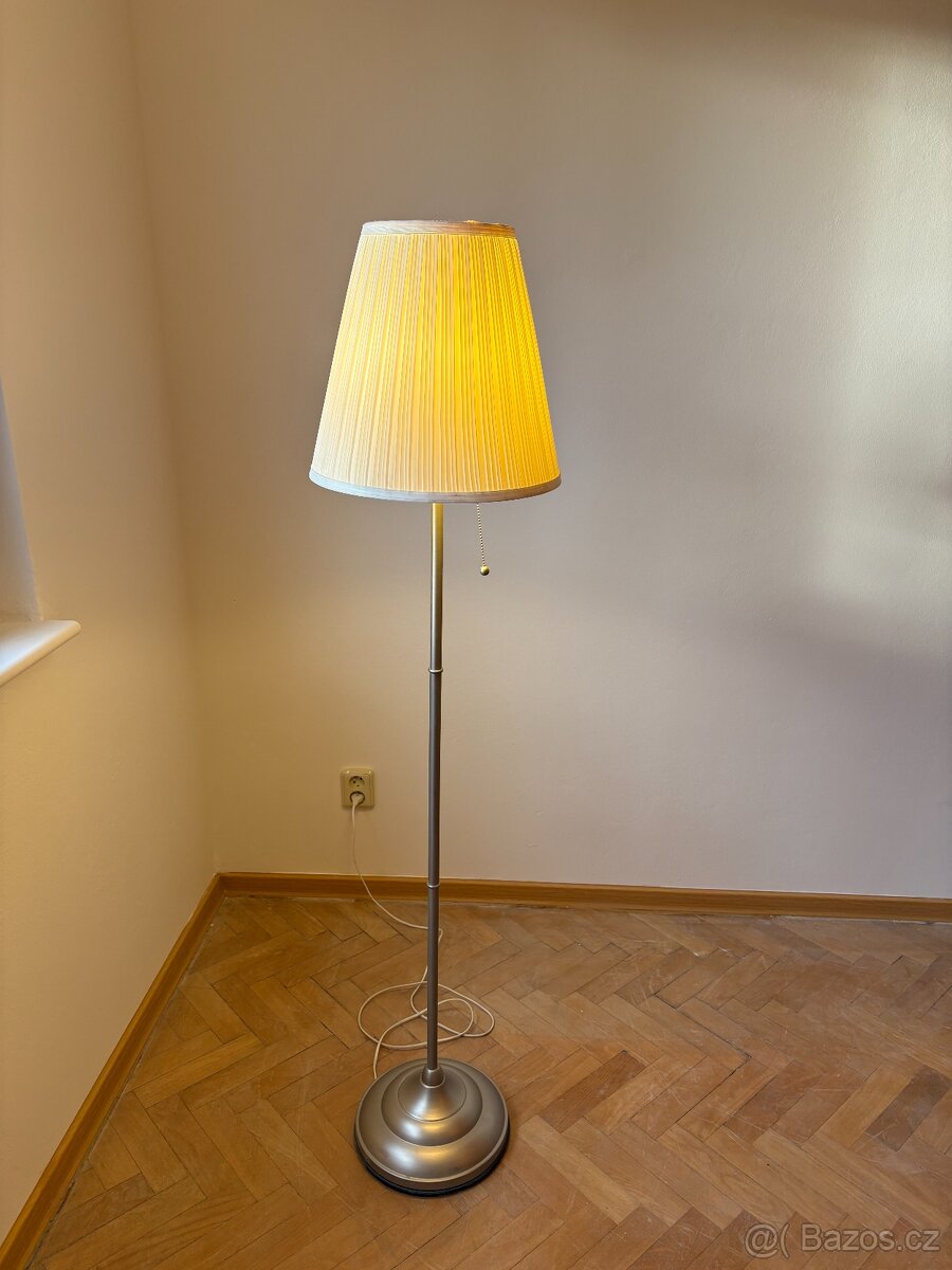 Stojací lampa - 3