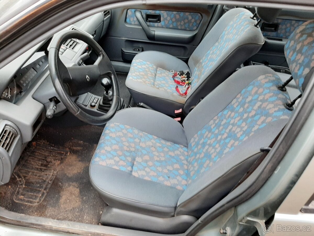 Prodám díly Renault Clio - 3