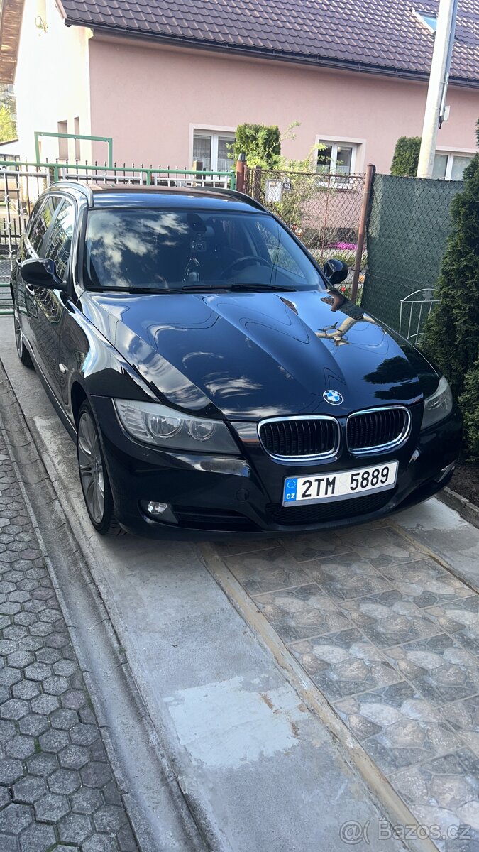 BMW 318d rok 2010 - 3
