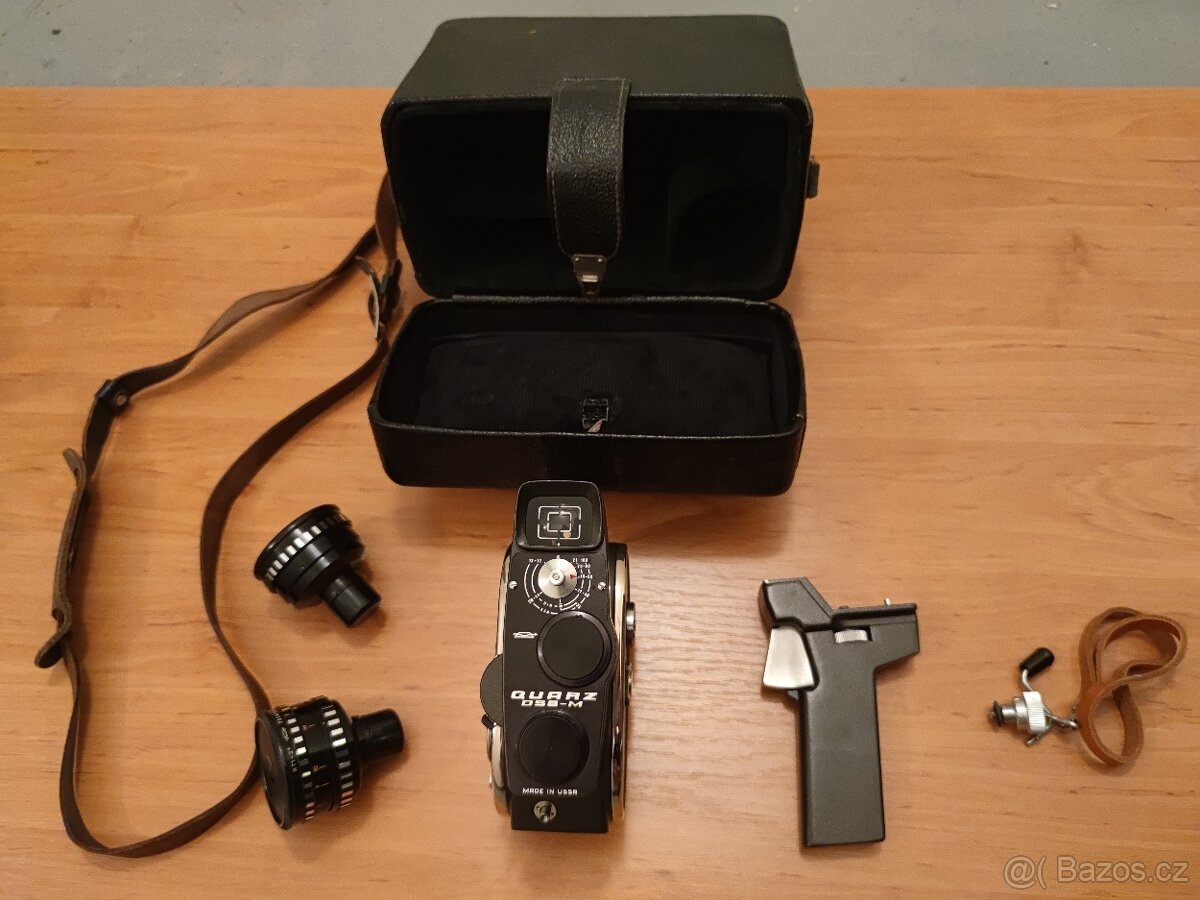 Staré fotoaparáty a kamery - 3