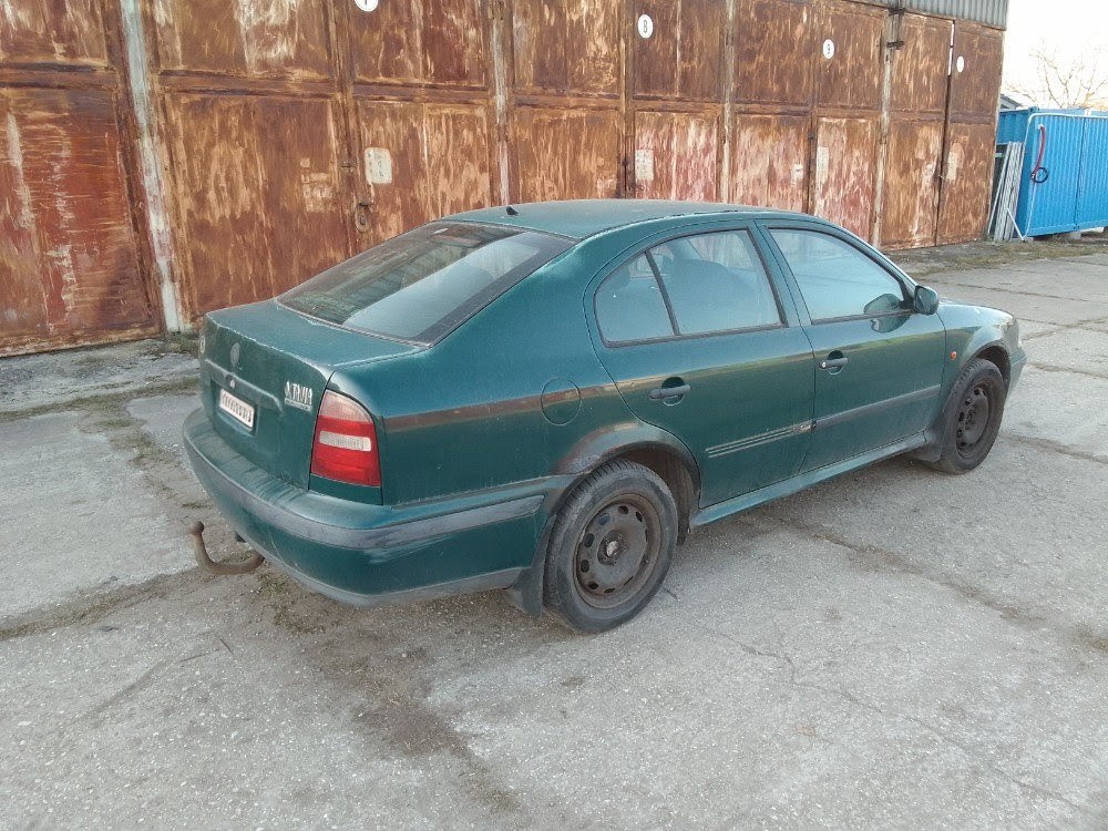 Škoda Octavia 1 - 3